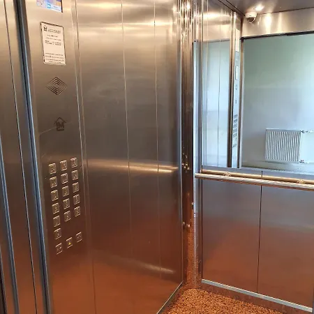 アパート In The Center Graniczna ワルシャワ